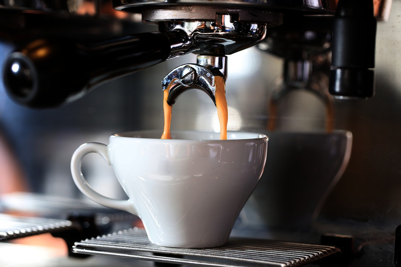 Giornata del caffè: Fiepet Confesercenti, espresso simbolo dei pubblici esercizi italiani e binomio indissolubile con i bar. Ma sul costo della tazzina bisogna cambiare visione